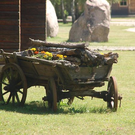 Holiday Village Suur Toell Kuressaare Luaran gambar