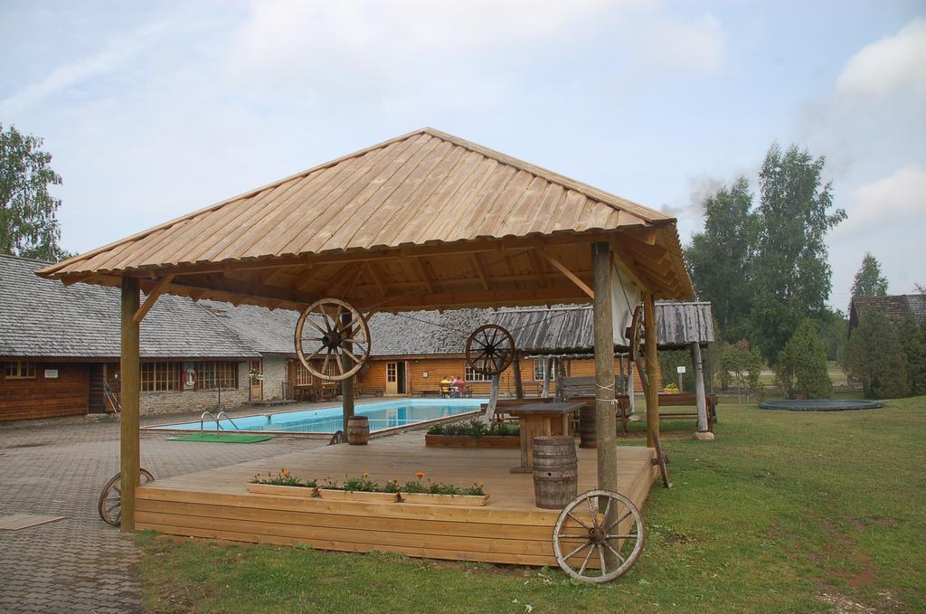 Holiday Village Suur Toell Kuressaare Luaran gambar